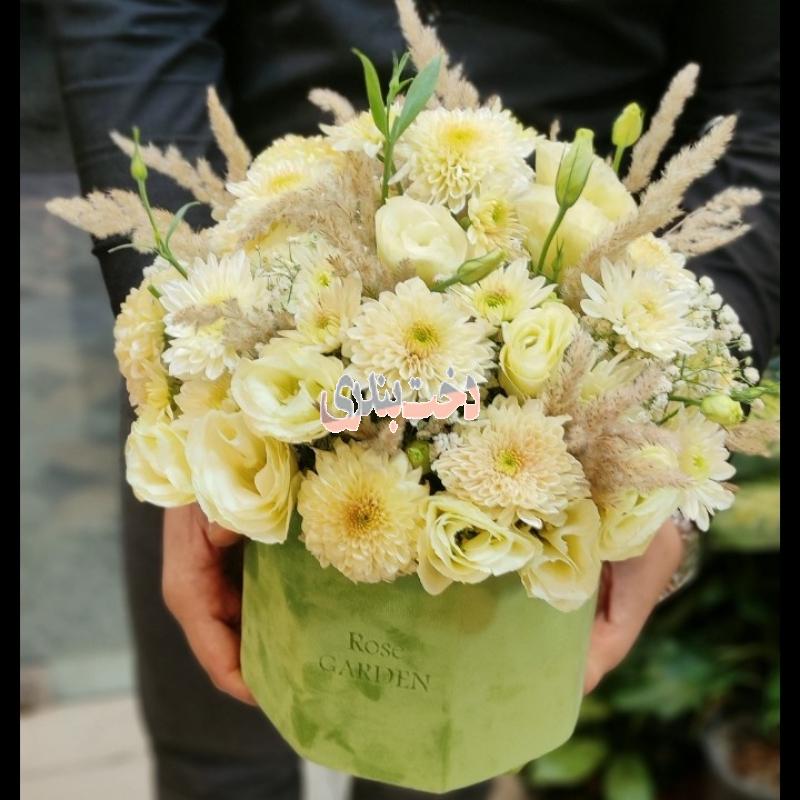 گل ارایی ماشین عروس …مراسمات .باکس گل .دست گل های بزرگ .گل های اپارتمانی